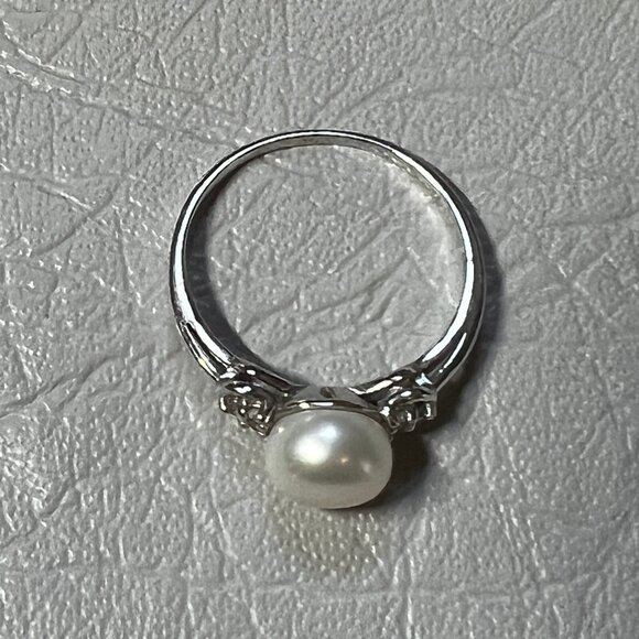 Womens Sterling Imitation Pearl Ring Sterling Silver Clear Stone Accents Size 10 - Picture 8 of 9